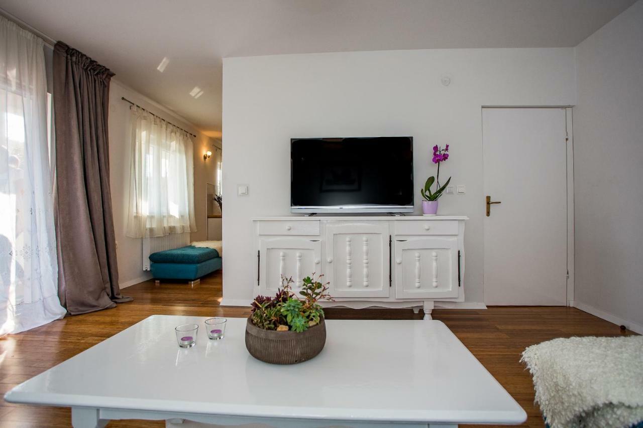 Apartment & Rooms Poppy Rose Zadar Dış mekan fotoğraf